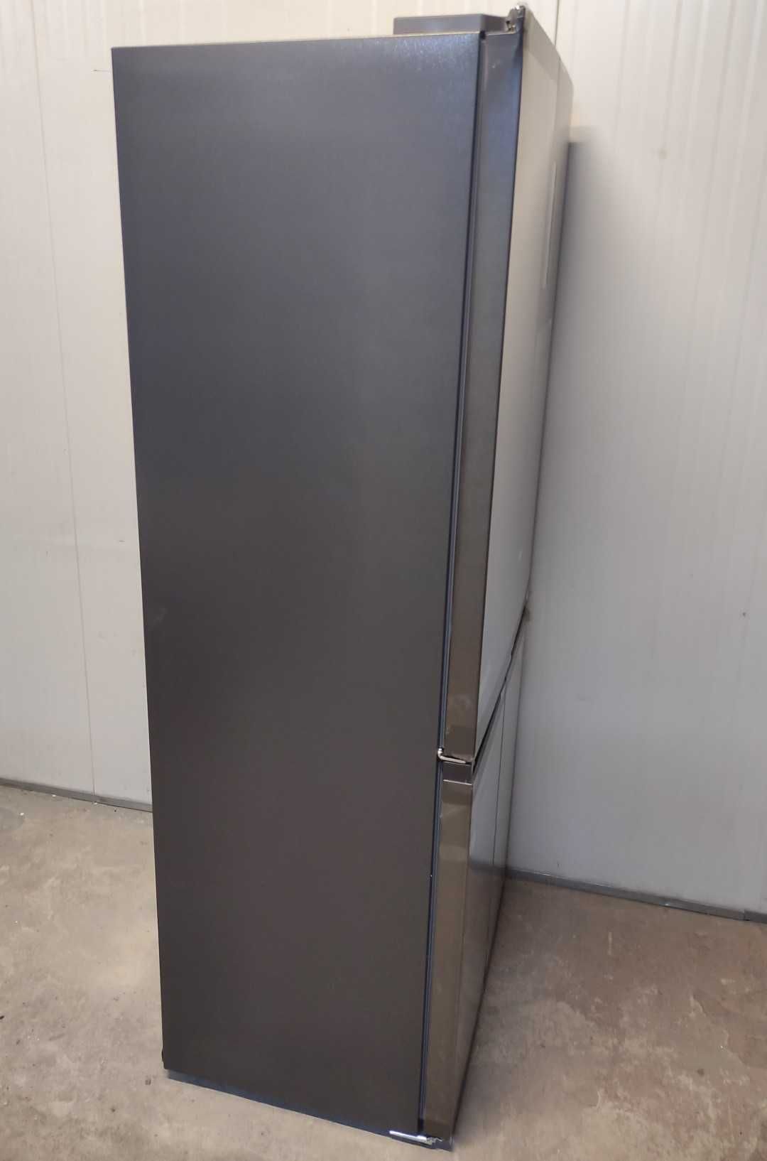 Lodówka Side By Side TCL RC456CXE0 No Frost 456L OUTLET 27FG68N