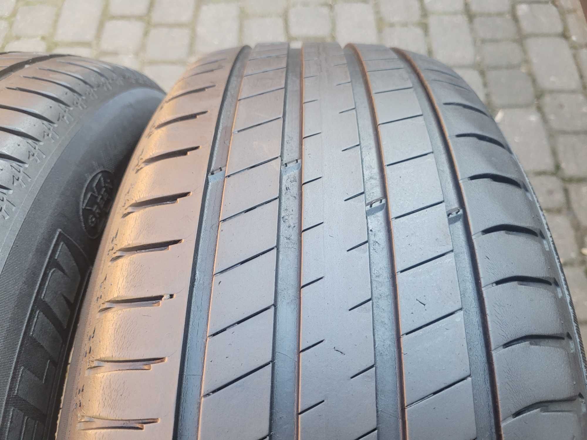 235 /60  R 17   Michelin