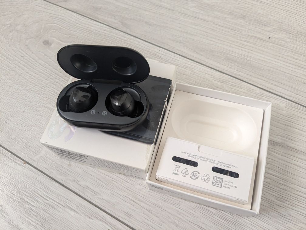 Samsung Galaxy Buds sm-r170 black беспроводные наушники Bluetooth