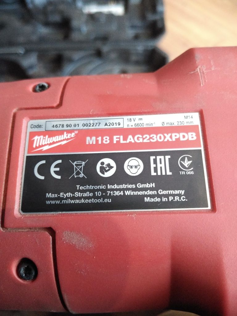 Milwaukee M18 FLAG230XPDB-121C