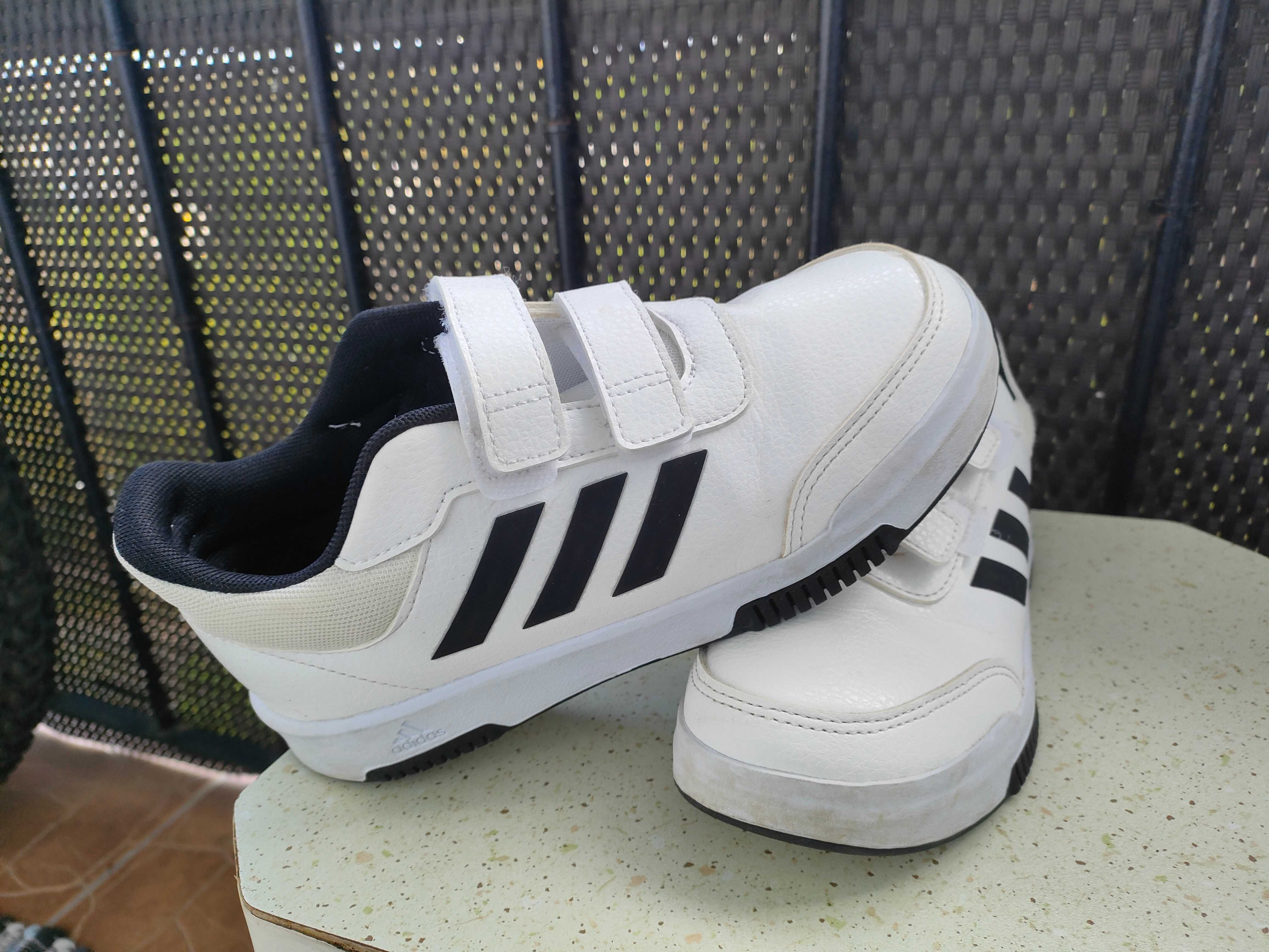 Buty Adidas chłopięce