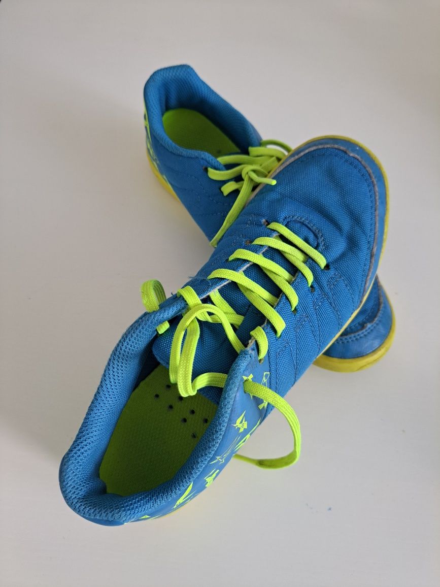 Buty chłopięce decathlon kipsta 33