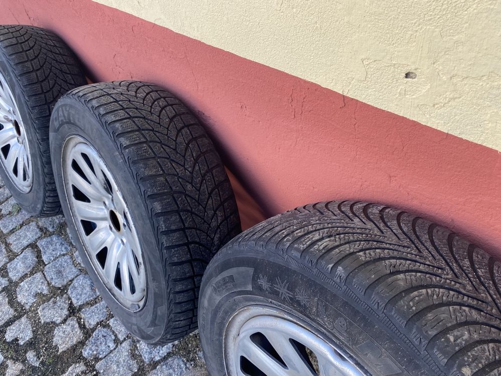 Komplet kół zimowych 205/60R16