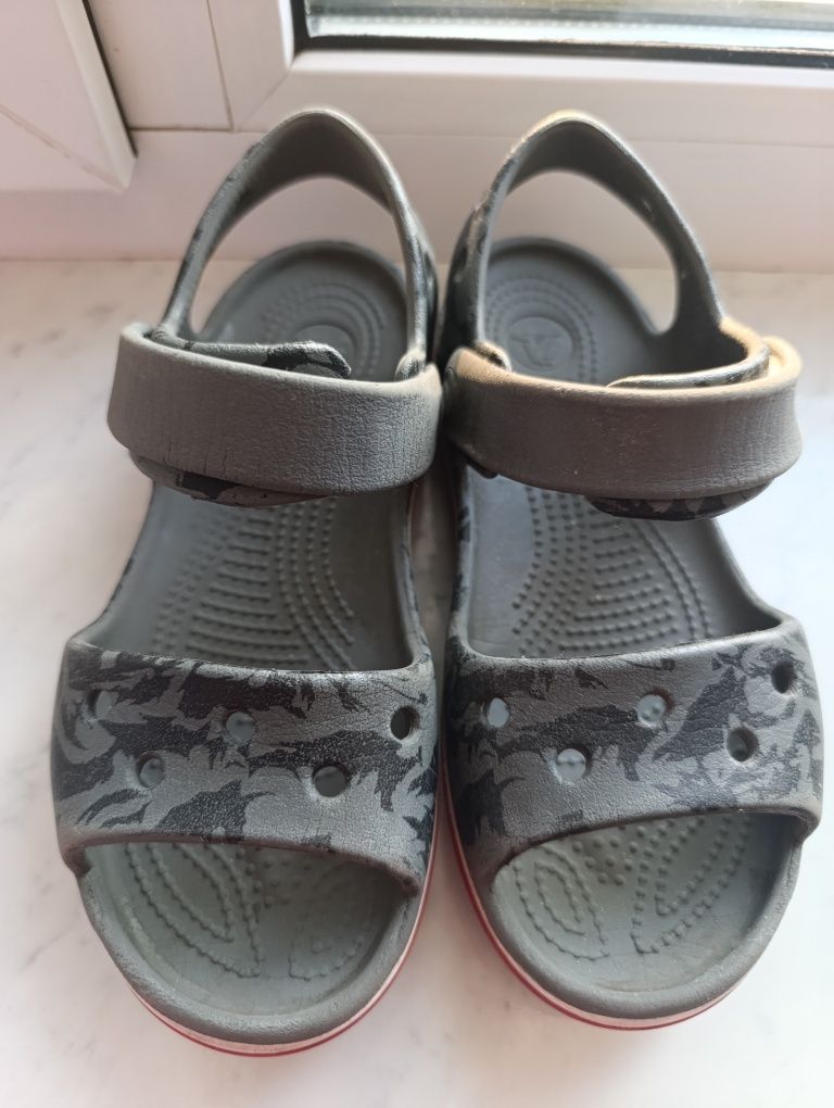 Детские босоножки Crocs
