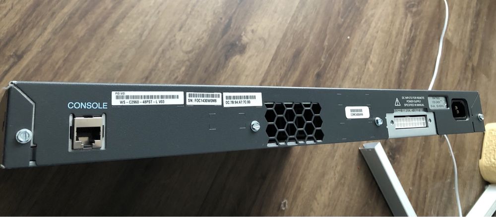 2x Switch Cisco - Catalyst C2960 + C3750 (48 portów)