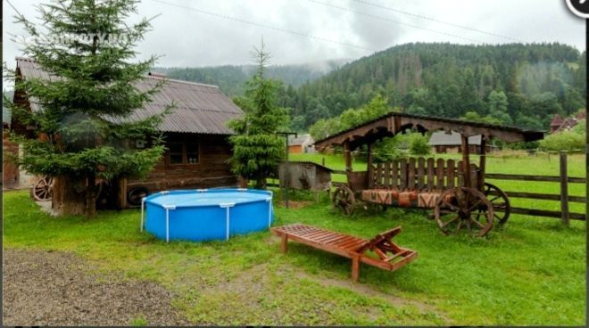 Котедж у Карпатах з чаном.