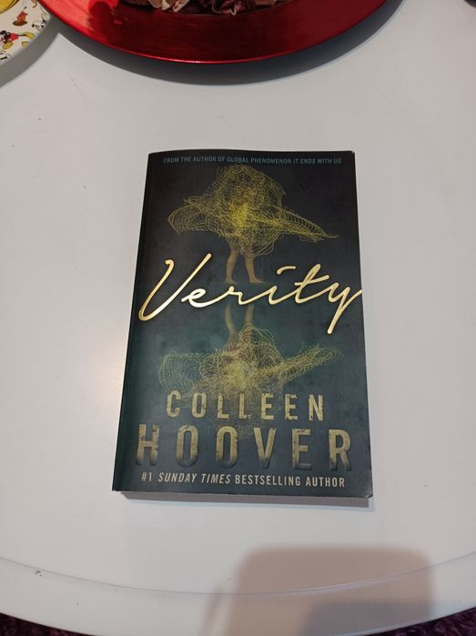 Livro  -  Verity  * Colleen Hoover * Edição em língua Inglesa
