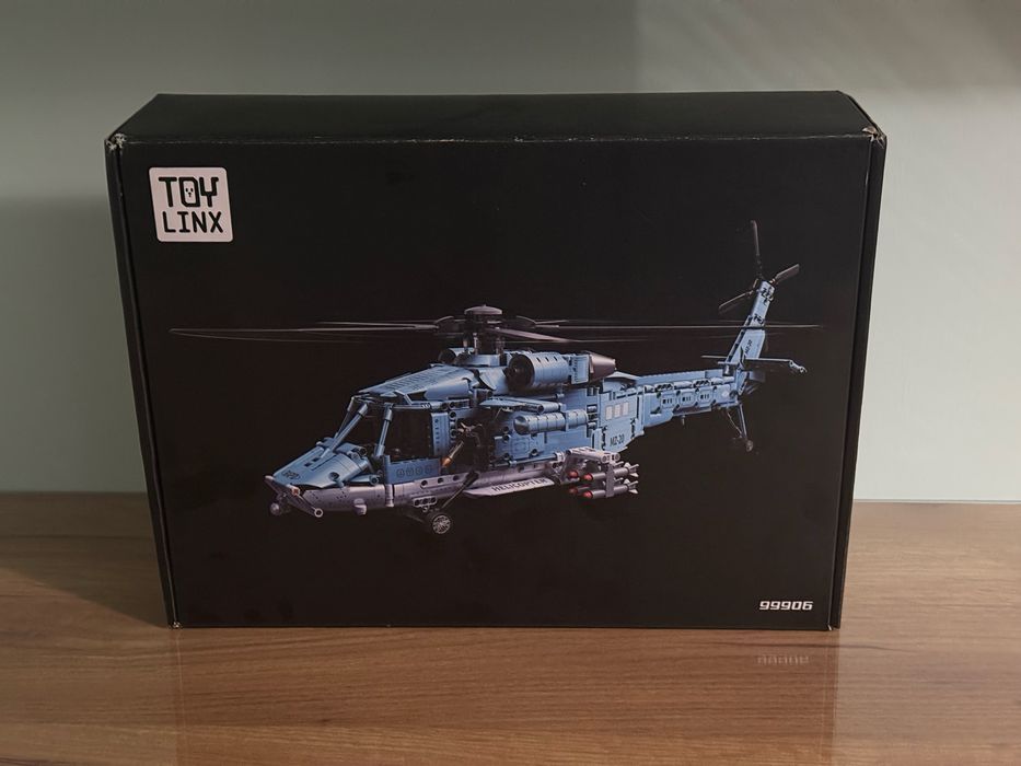 Конструктор вертоліт 1389 деталей військовий гелікоптер