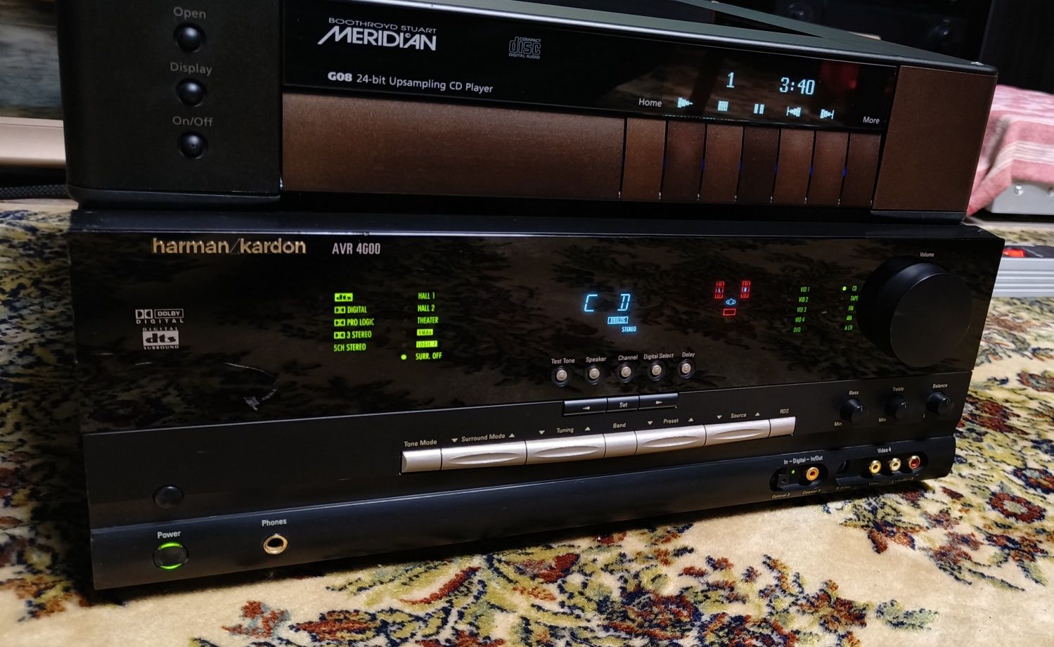 Harman Kardon AVR 4000 amplituner KD