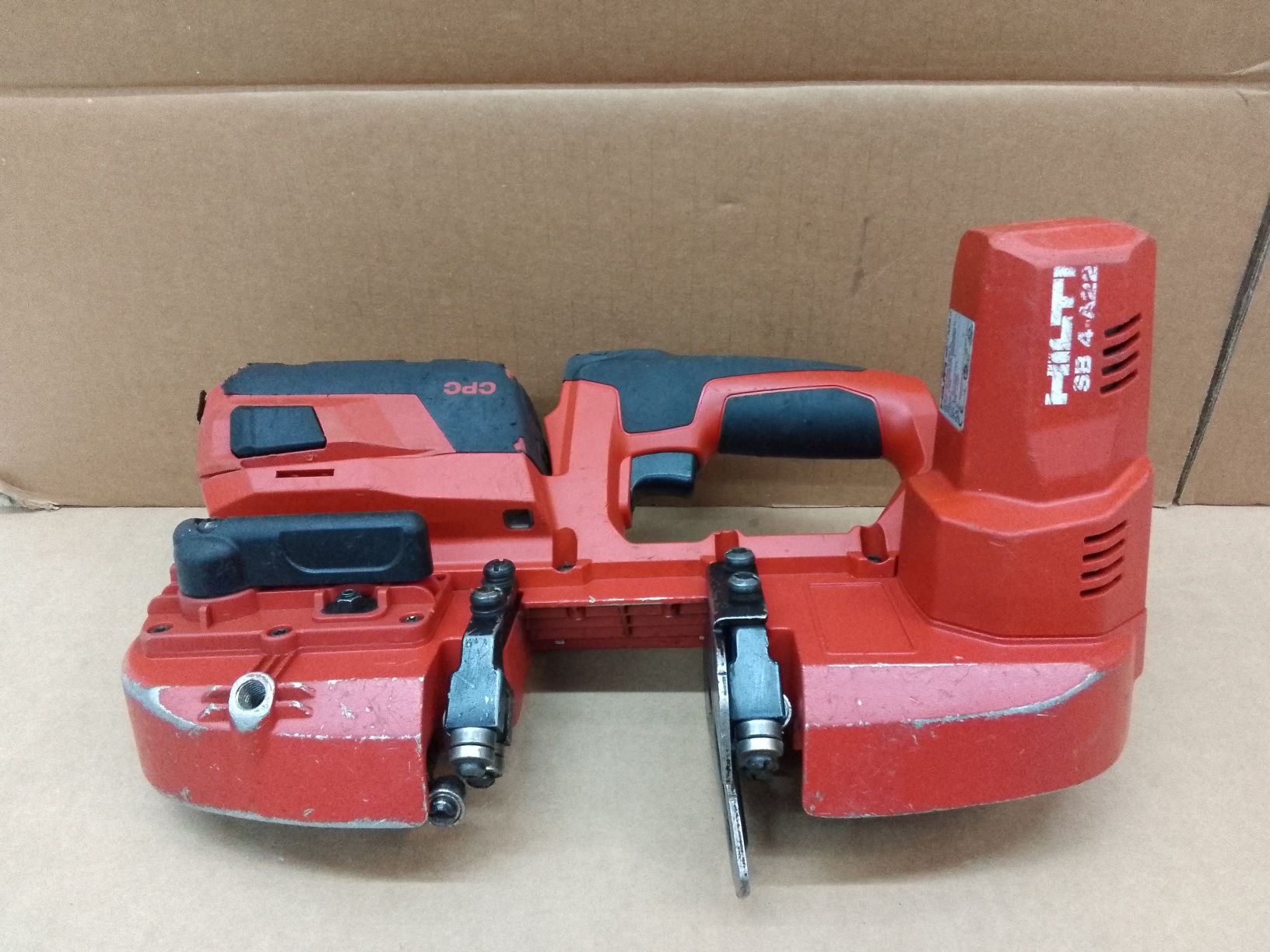 Hilti SB 4-A22 Piła Pilarka Taśmowa 63,5mm 4.0Ah 2020.11