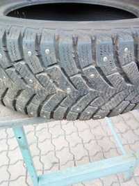 Продам зимние шипованые шины TOYO 205/60 r16