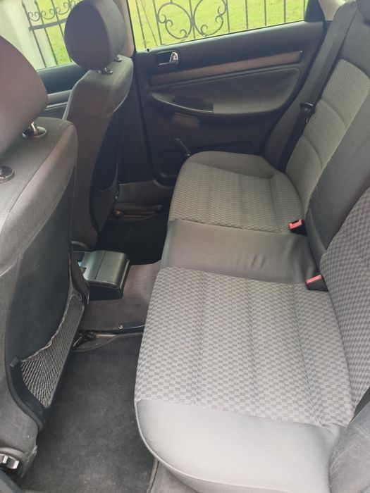 Продам Ауді  А4 2000р.