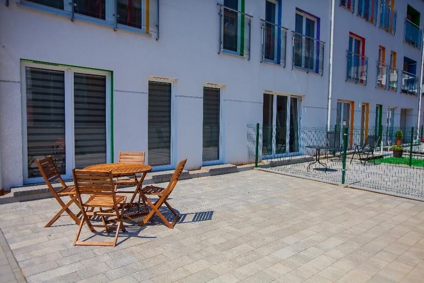 Apartament z tarasem i garażem. 350 m do plaży!