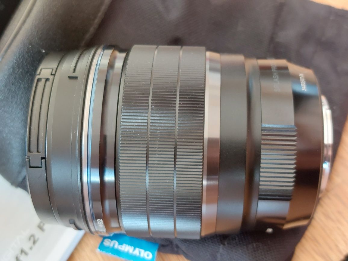 M.Zuiko Pro 25mm 1,2f stan bardzo dobry Najtaniej na OLX,