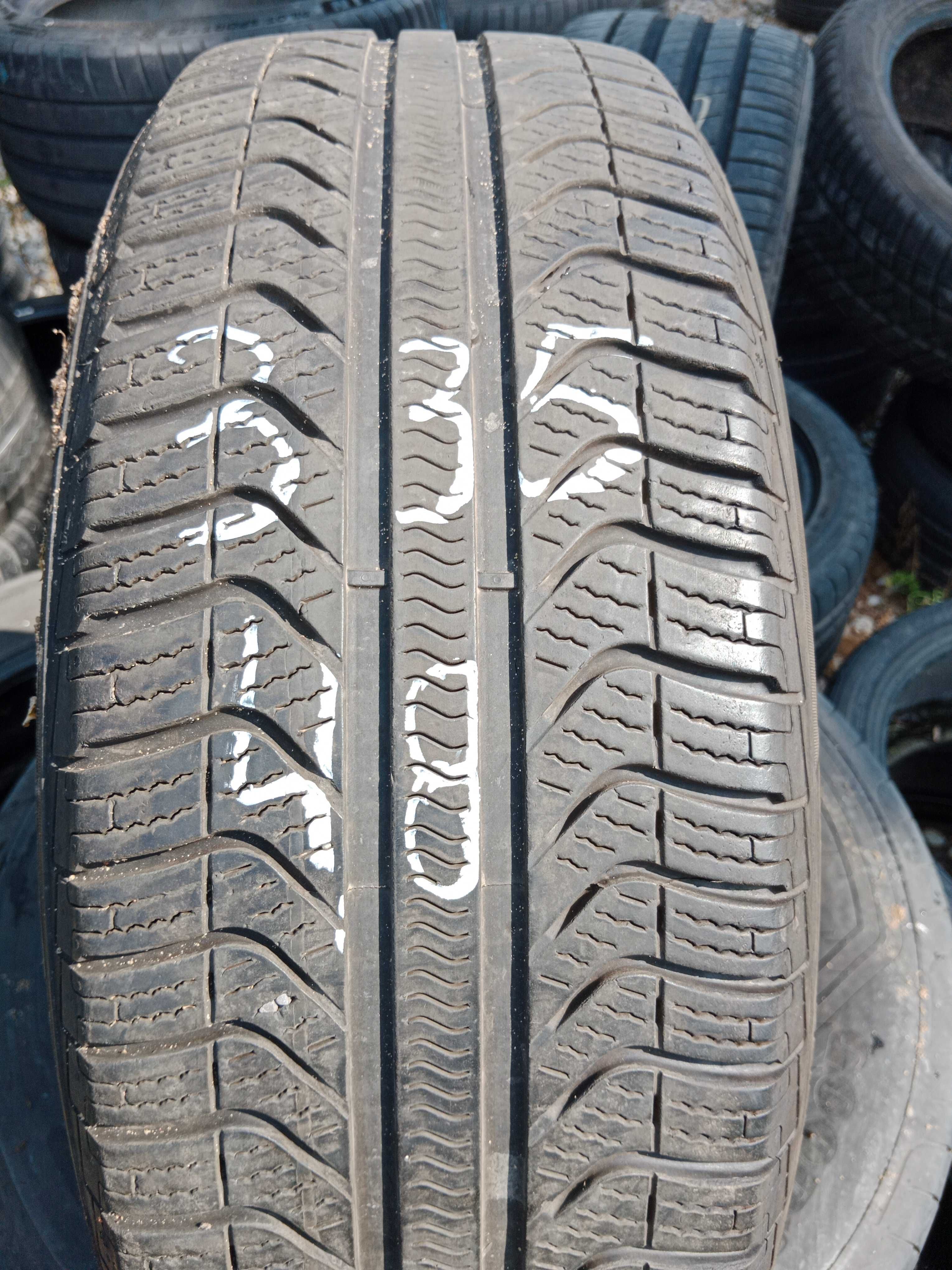 Opona używana 215/55R18 Pirelli All Season Cinturato TM Plus 1szt.