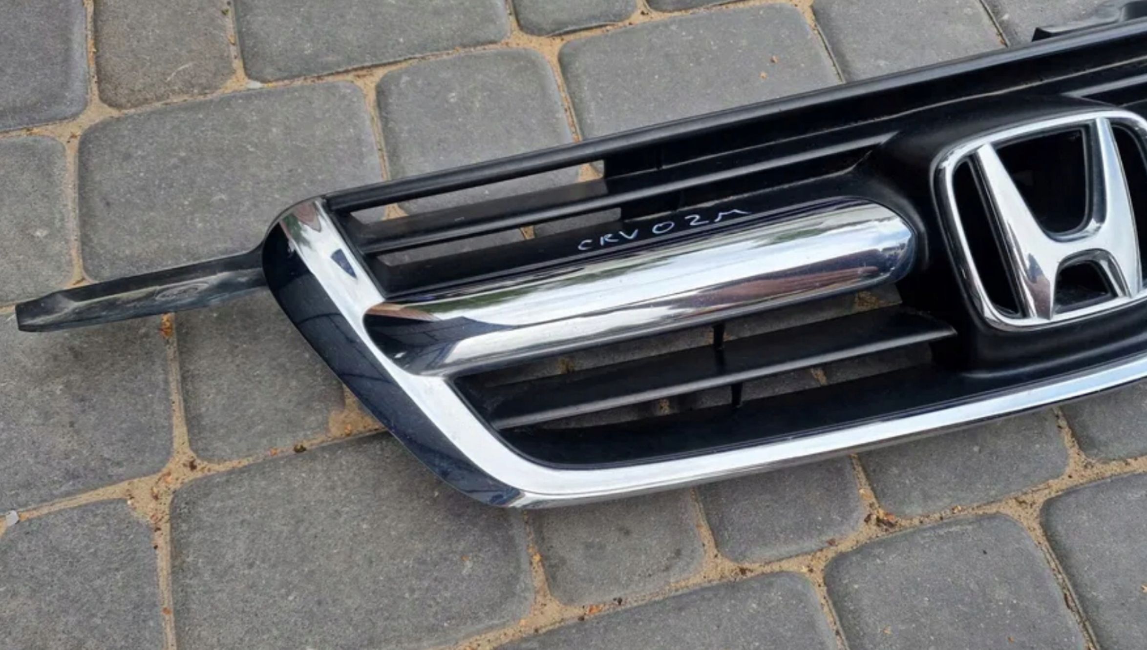 Honda Cr-v Ii Crv Grill Atrapa Chłodnicy