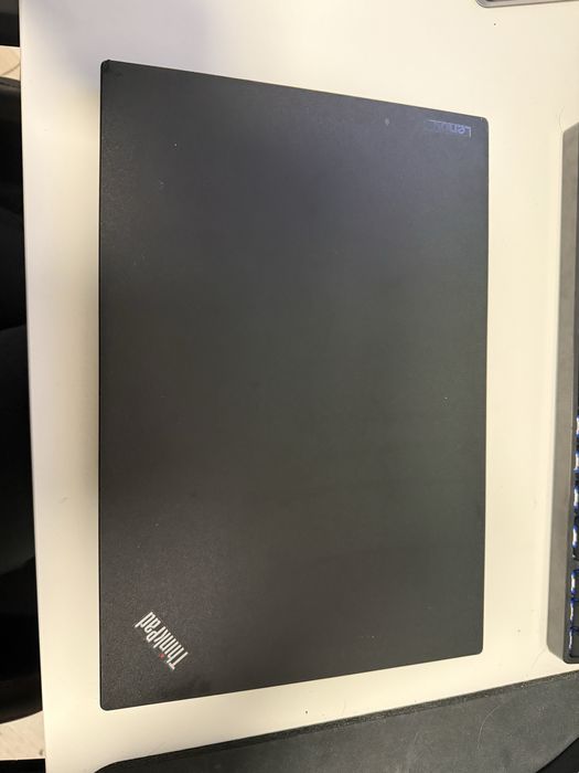 Lenovo T460s, Intel i5, SSD 256 GB, 8 GB RAM