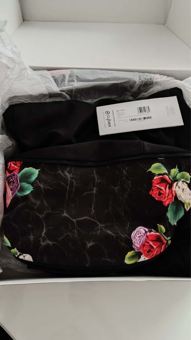 cybex priam 4.0 tapicerka na gondolę z kolekcji spring blossom dark