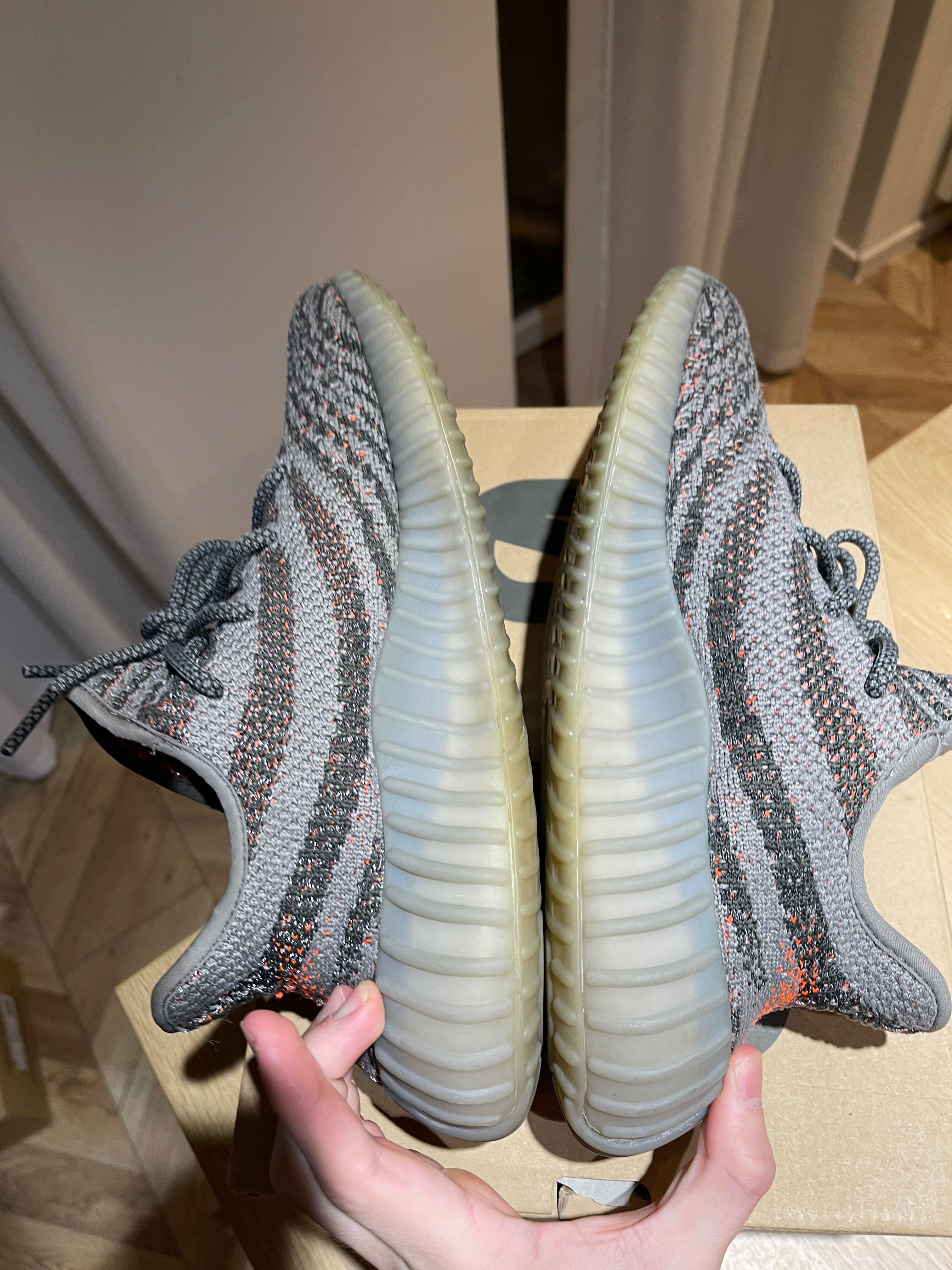 adidas Yeezy boost 350 v2 beluga reflective 42 black white carbon s