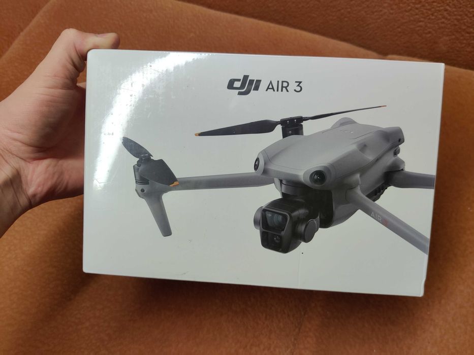 Новий дрон DJI Air 3 квадрокоптер Mavic мавік Air 3