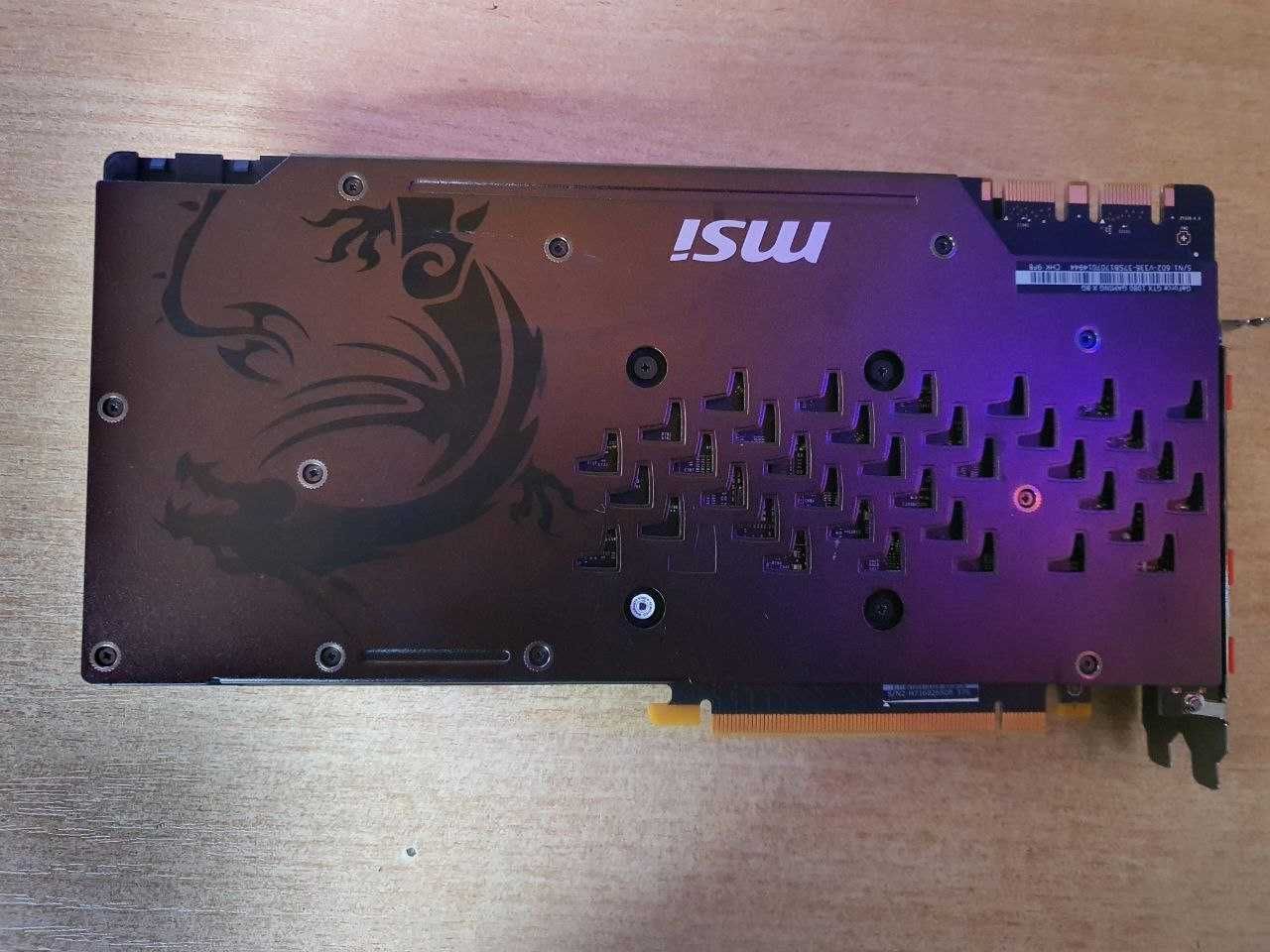 Видеокарта MSI GTX1080 GamingX 8 Gb GDDR5X отличное состояние.