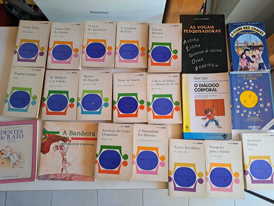 Livros de vários autores
