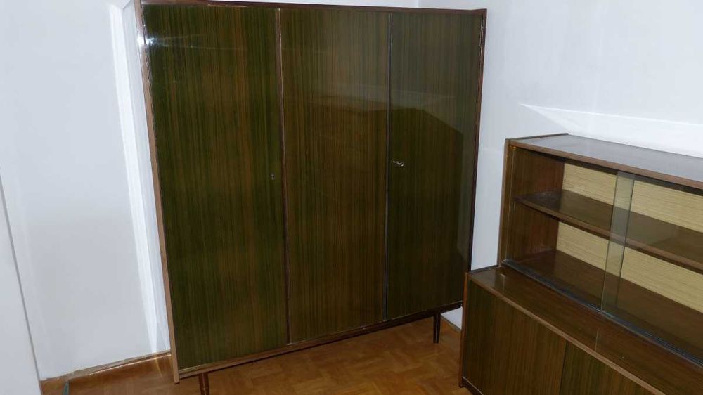 Stara meblościanka PRL z lat 70