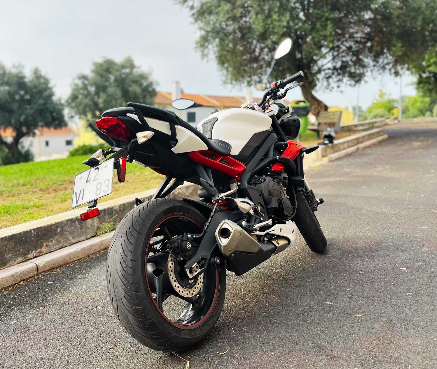 Triumph Street Triple 675 R