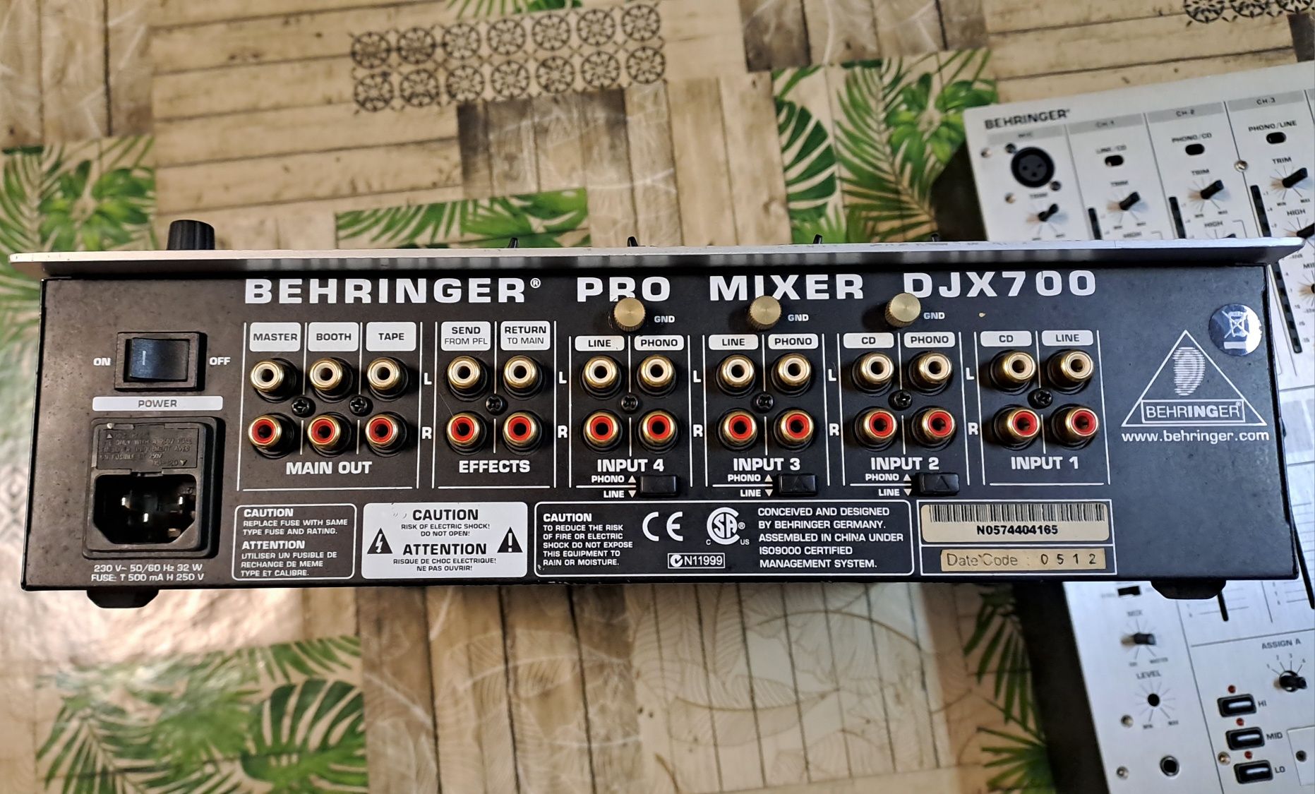 Mesa mistura DJ behringer djx700