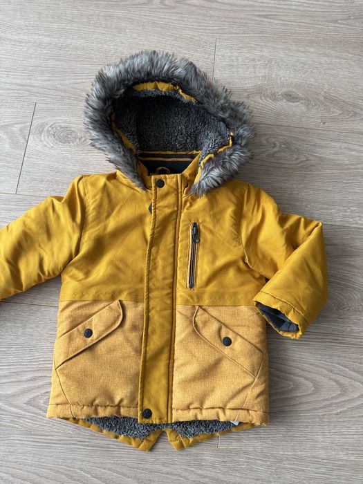 Тепла куртка на хлопчика 2-3 роки