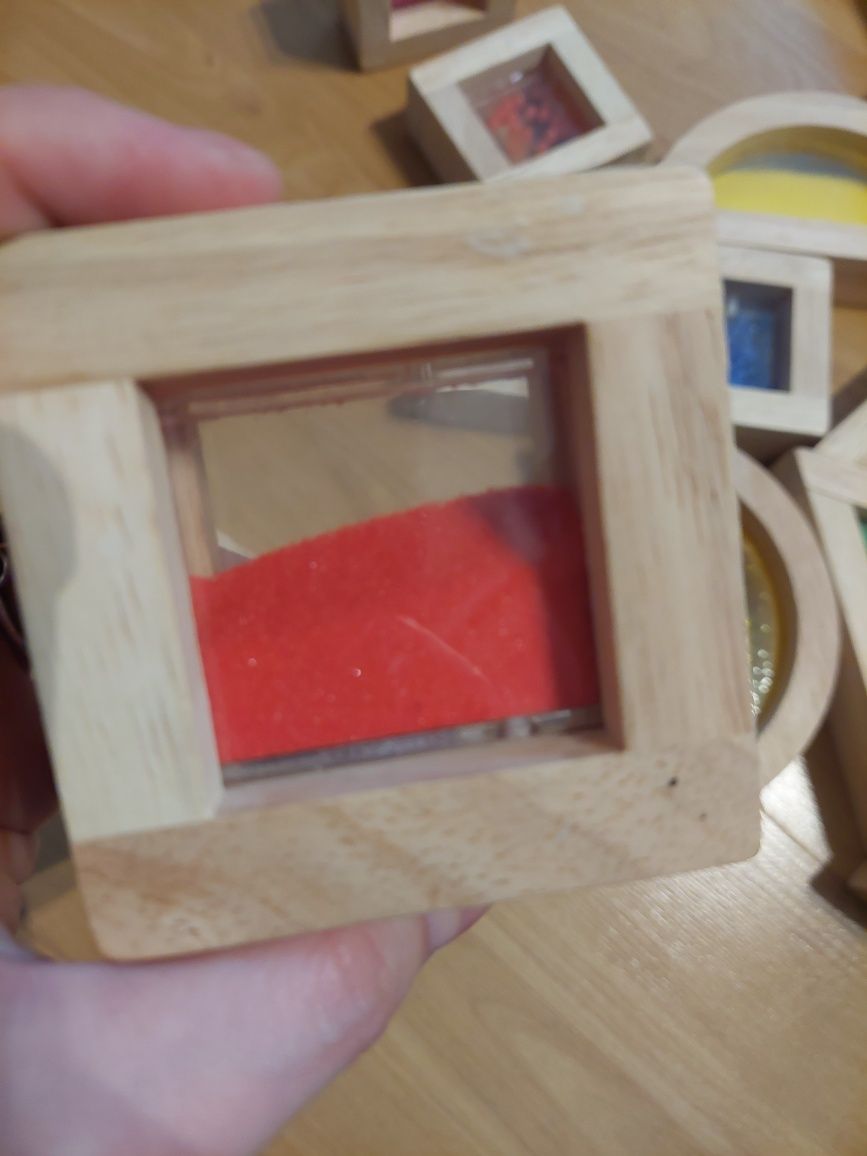 Duże drewniane klocki sensoryczne Montessori