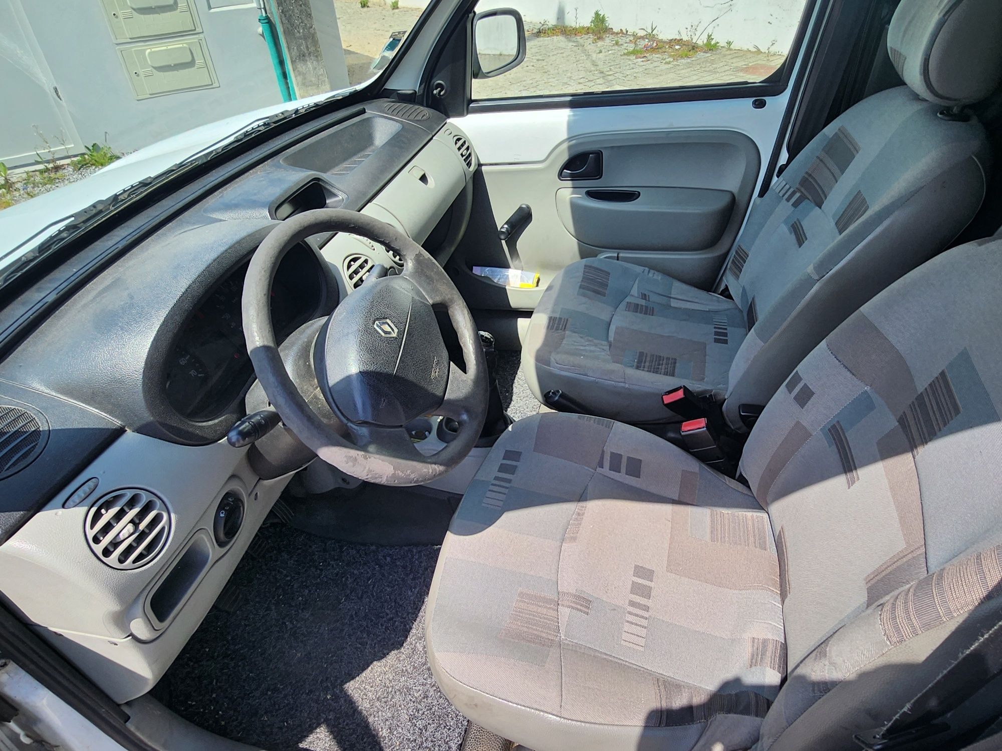 Renault  kangoo  dci 2006