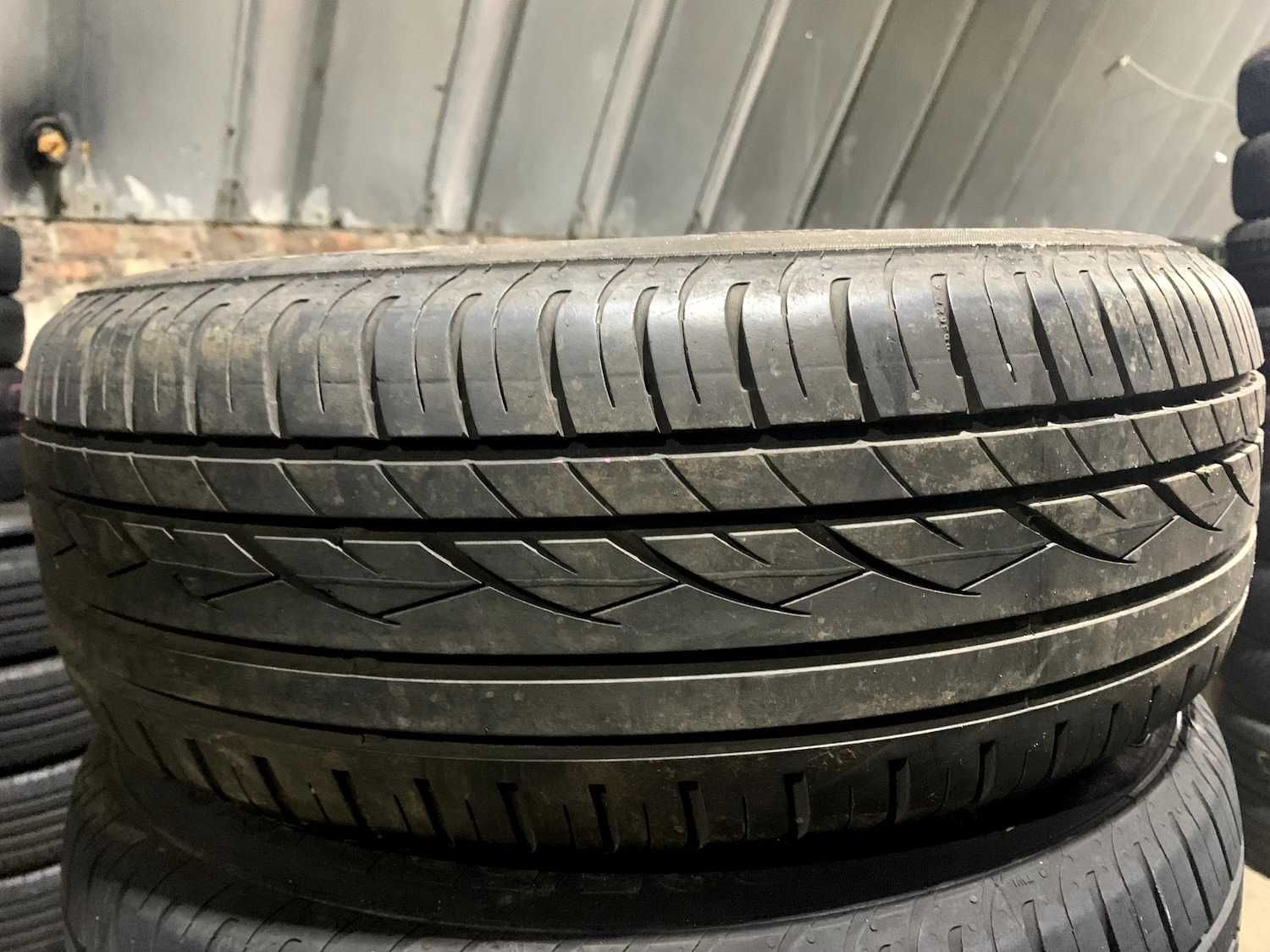 Склад шин б/в. 205/55 R16 Continental ContiPremiumContact SSR