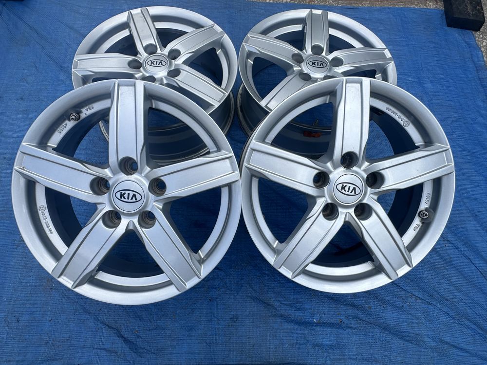 Felgi aluminiowe 16 5x114,3 Kia Mazda Hyundai