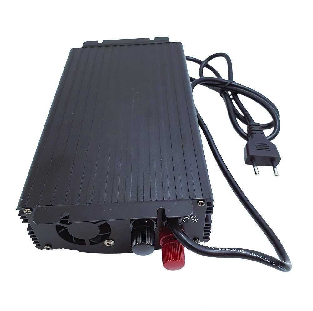 Перетворювач инвертор UPS з вилкой зарядкою AC/DC на 800\1300\1800W