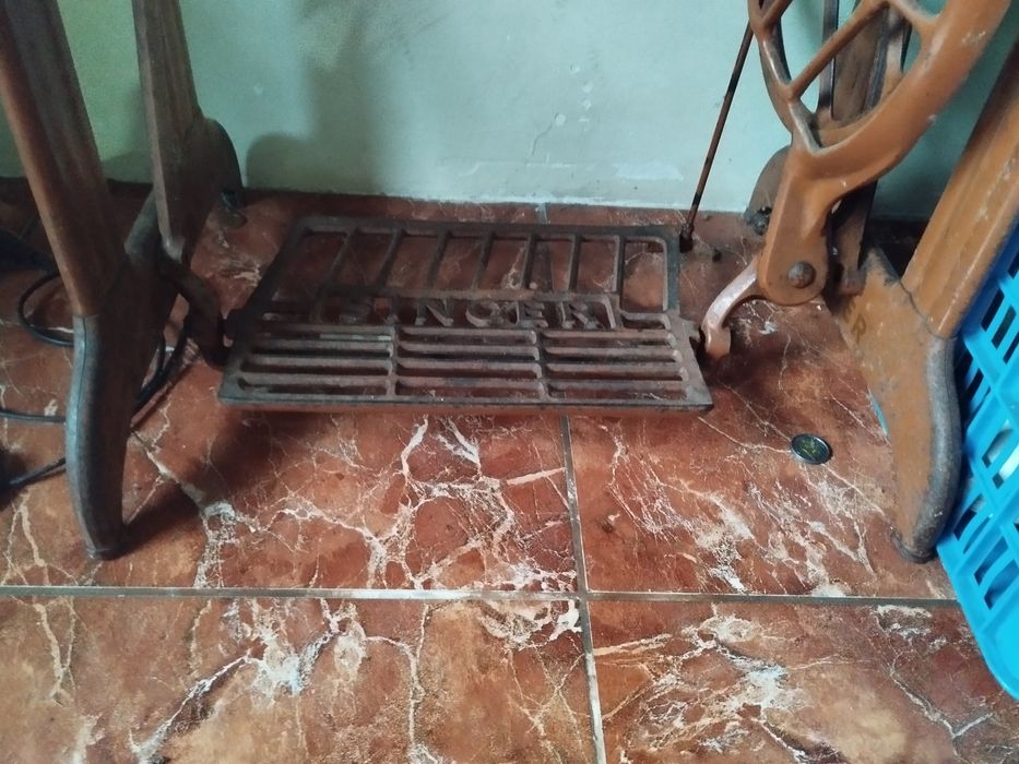 Máquina de costura,marca singer
