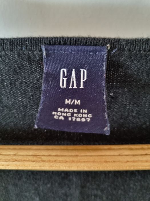 GAP  Top cache-couer preto