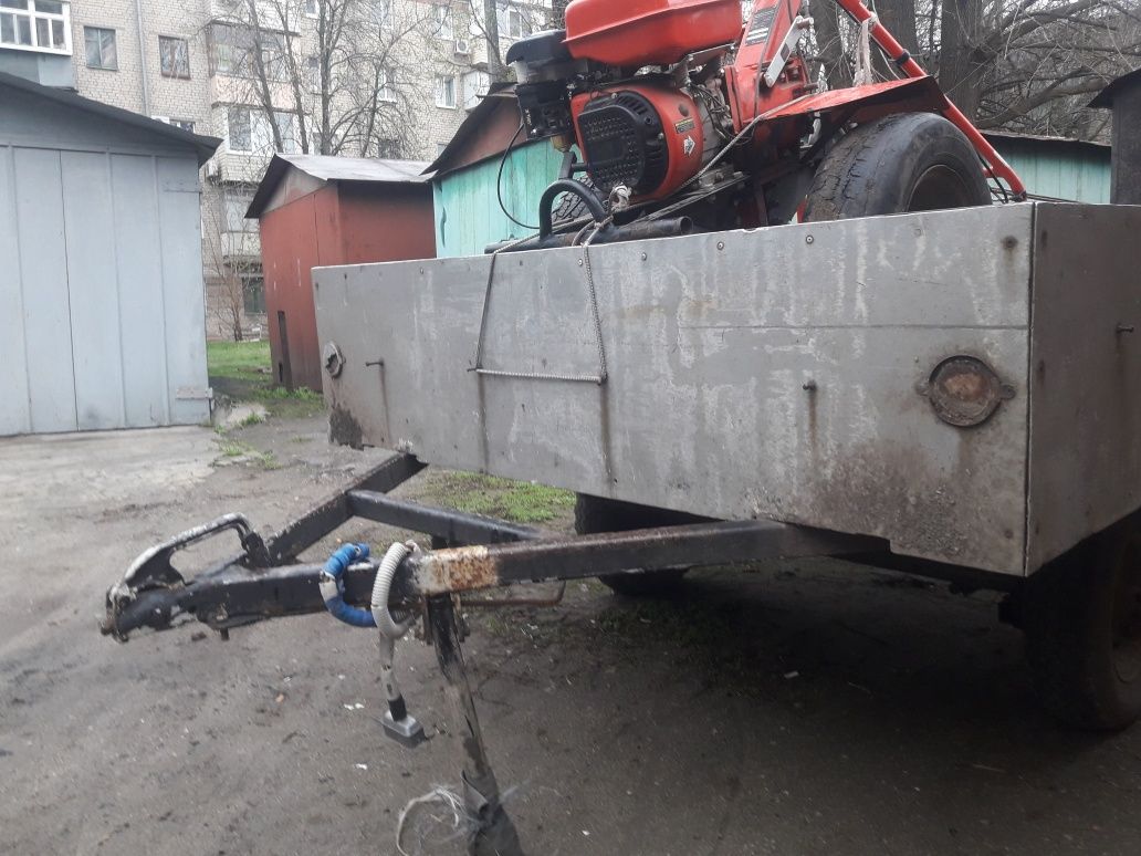Прицеп легковой на рессорах