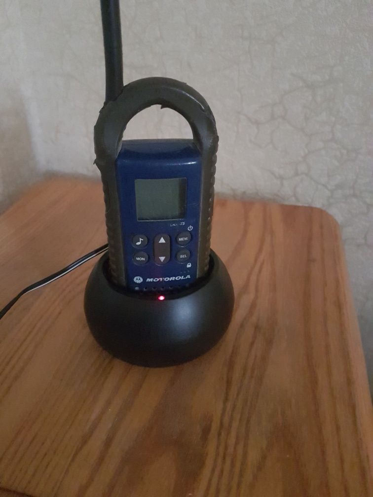 Рация Motorola TLKR T5 и др.