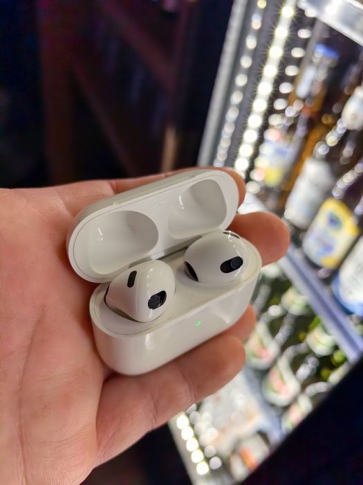 Słuchawki Apple AirPods Gen. 3