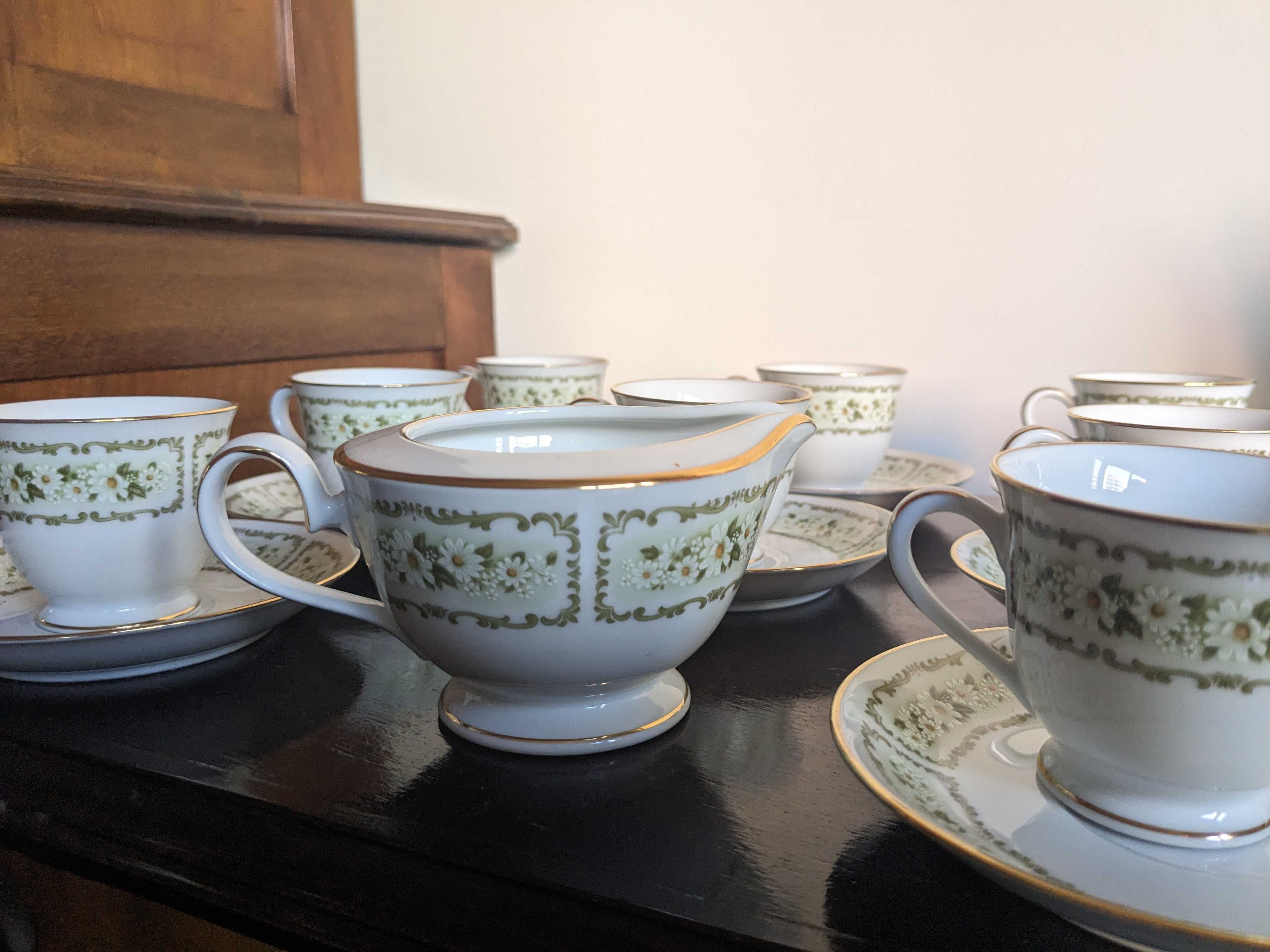 Serviço de Café completo para 12 pessoas da marca japonesa Noritake