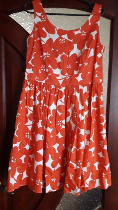 Платье шикарное на лето