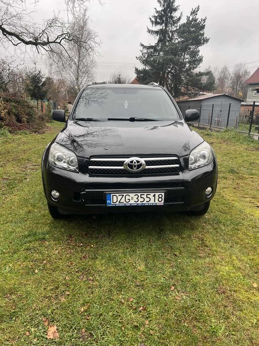 Toyota RAV4 2.2 D-4D Prestige 2007 – Garażowana, Serwisowana, Sprawna