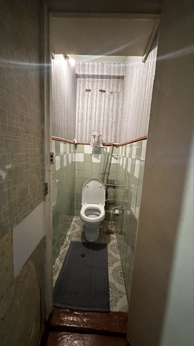 Квартира під ремонт, 3 кімнати!