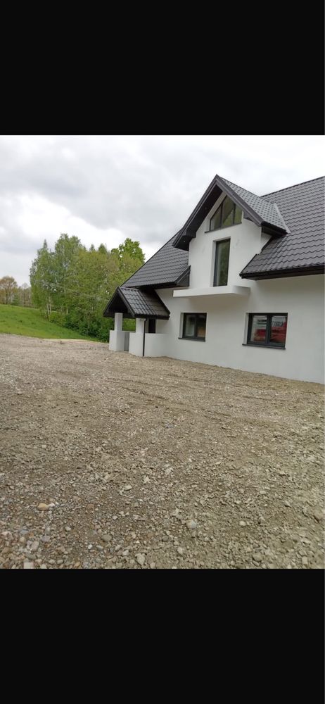 Nowoczesny Dom z duza dzialka blisko Tarnowa