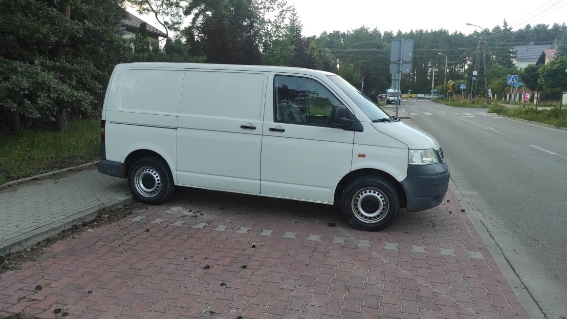 Volkswagen Transporter 1.9 TDI 2006r. zadbany