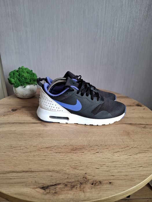 Чёрные кроссовки Nike 41р, беговые  кросовки сетка