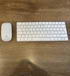 Apple Magic: Mouse, Keyboard - kable w zestawie