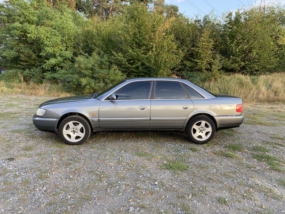Audi A6 c4, 2.6 газ/бензин