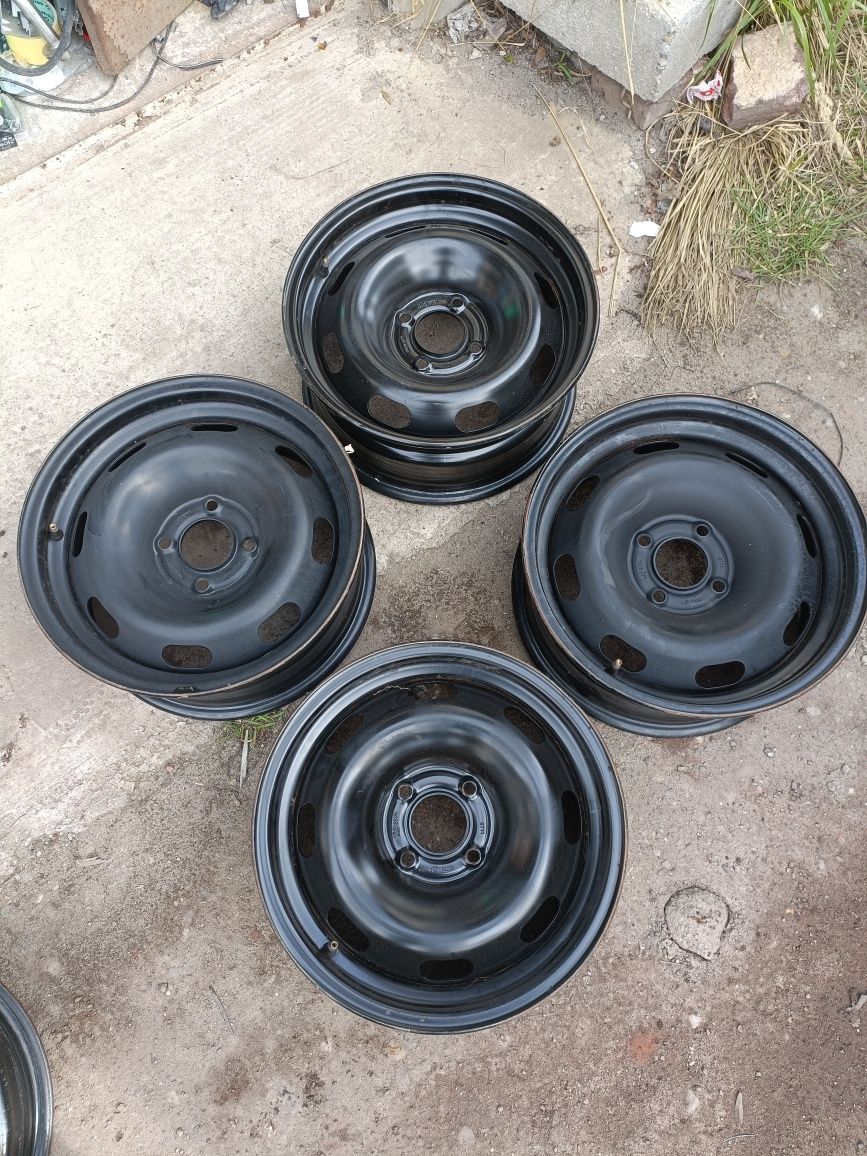 Felgi 4 x 108 ET20 6 1/2j x 15 h2 SUPER STAN